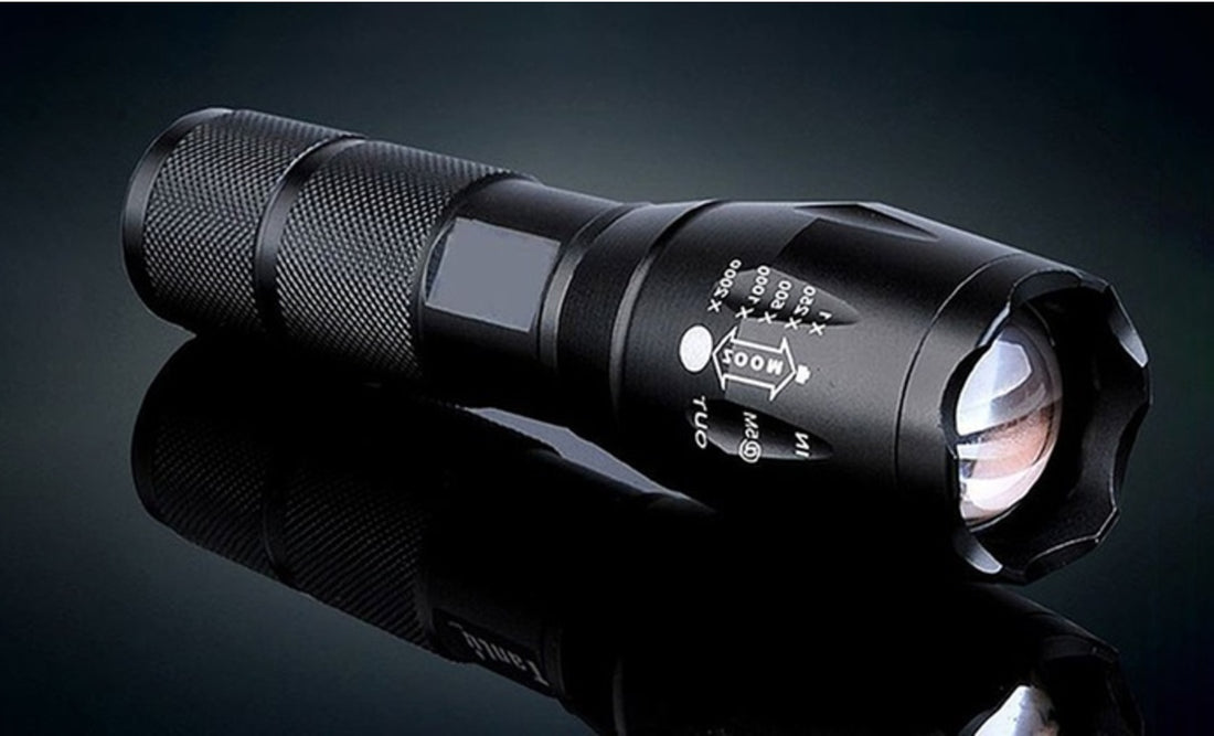 Hunting Zoomable Flashlight Torch Light