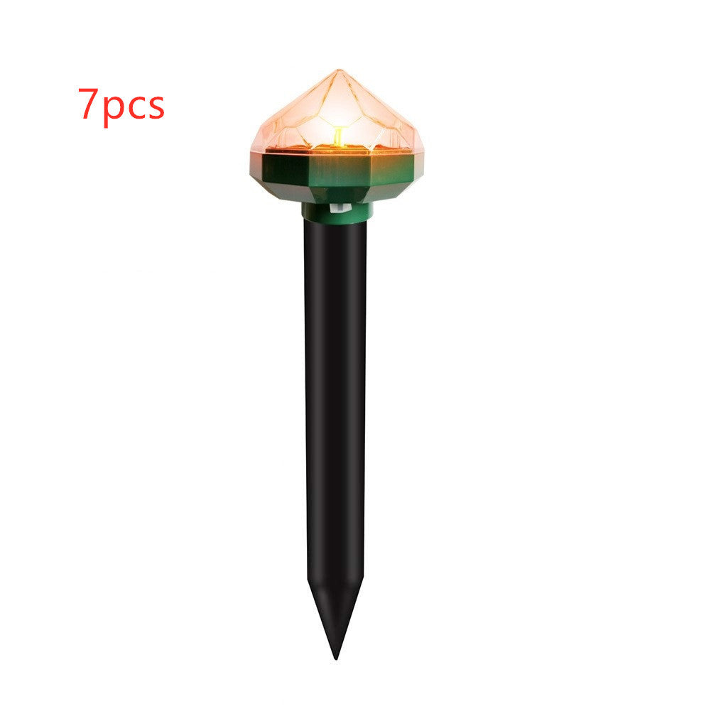 Diamond solar mouse repeller