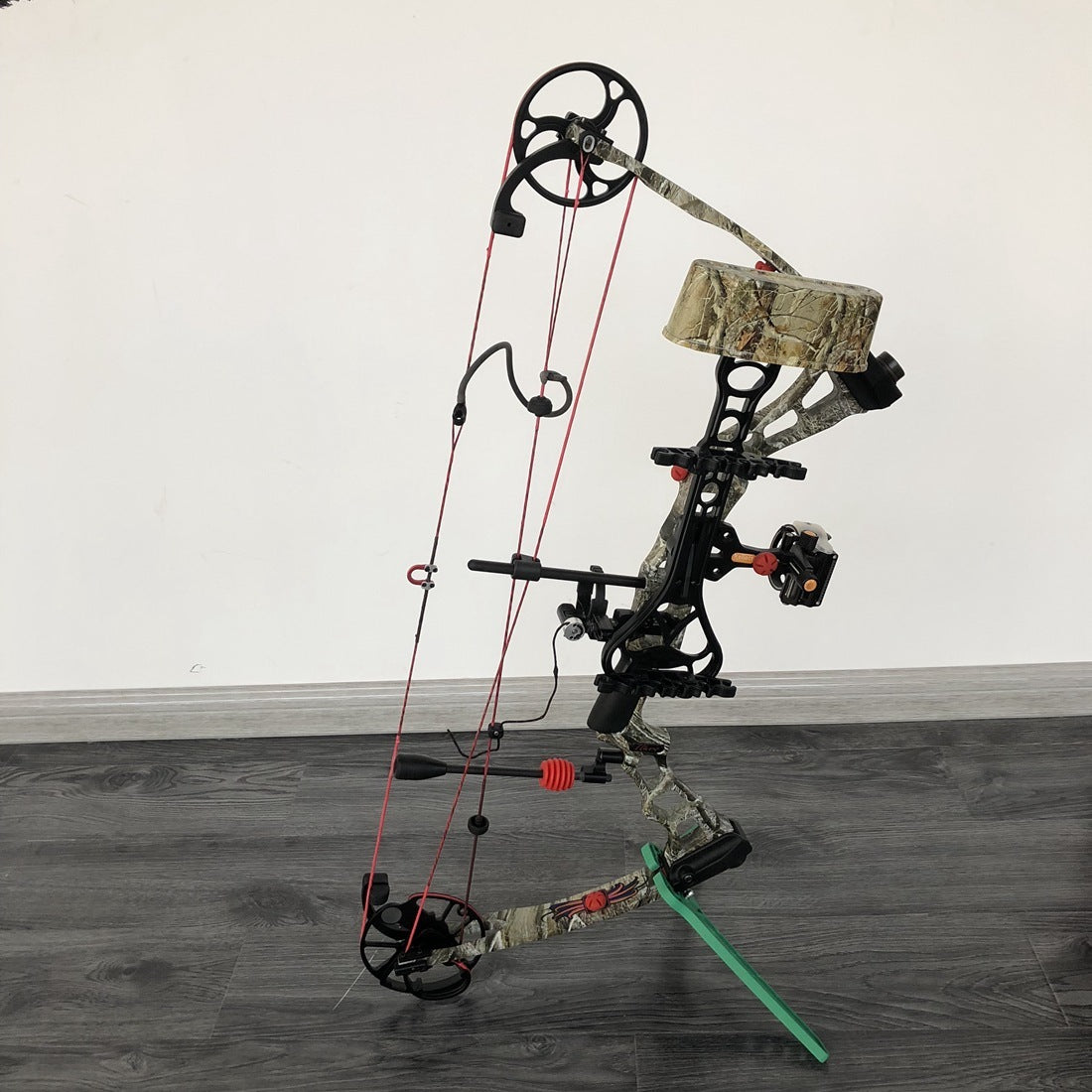 Bow And Arrow Archery Equipment
