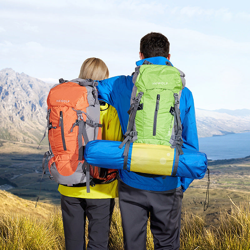 50L Backpack Men And Women Outdoor Leisure Mountaineering Bag