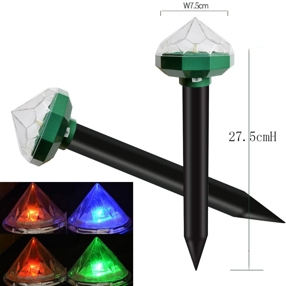 Diamond solar mouse repeller