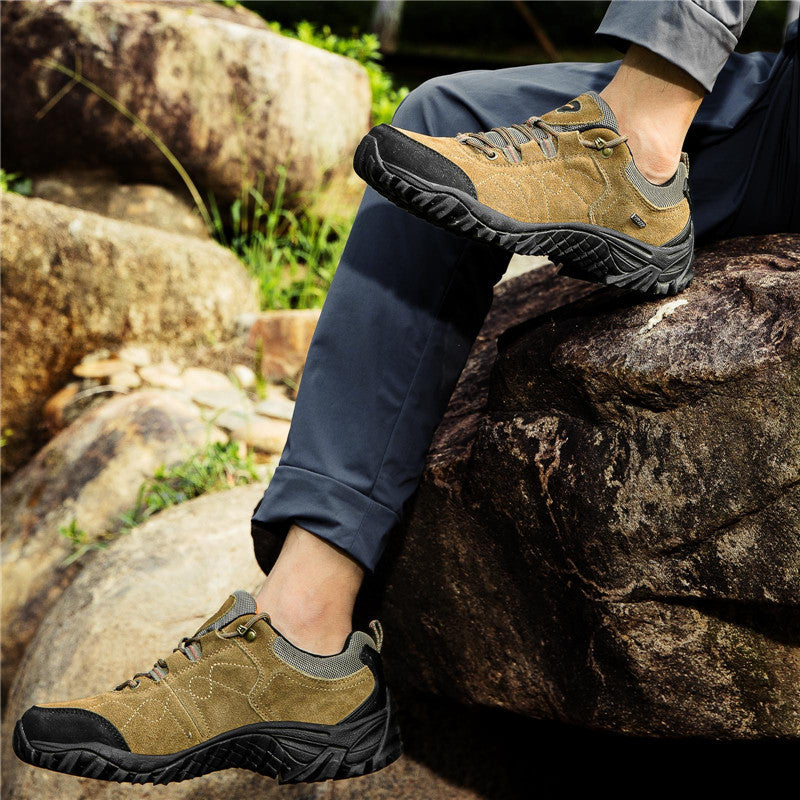 Autumn And Winter Lightweight Outdoor Hiking Shoes Men's Shoes Cowhide Non-slip Wear-resistant Breathable