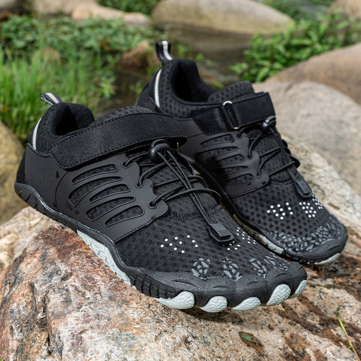 Outdoor Hiking And River Tracing Shoes Lightweight And Quick Drying