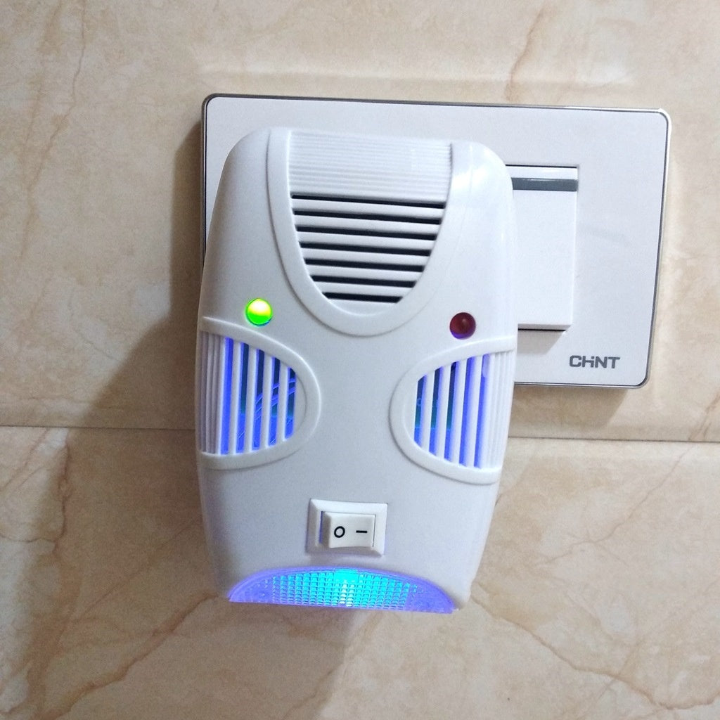 Upgraded Version Ultrasonic Pest Repeller